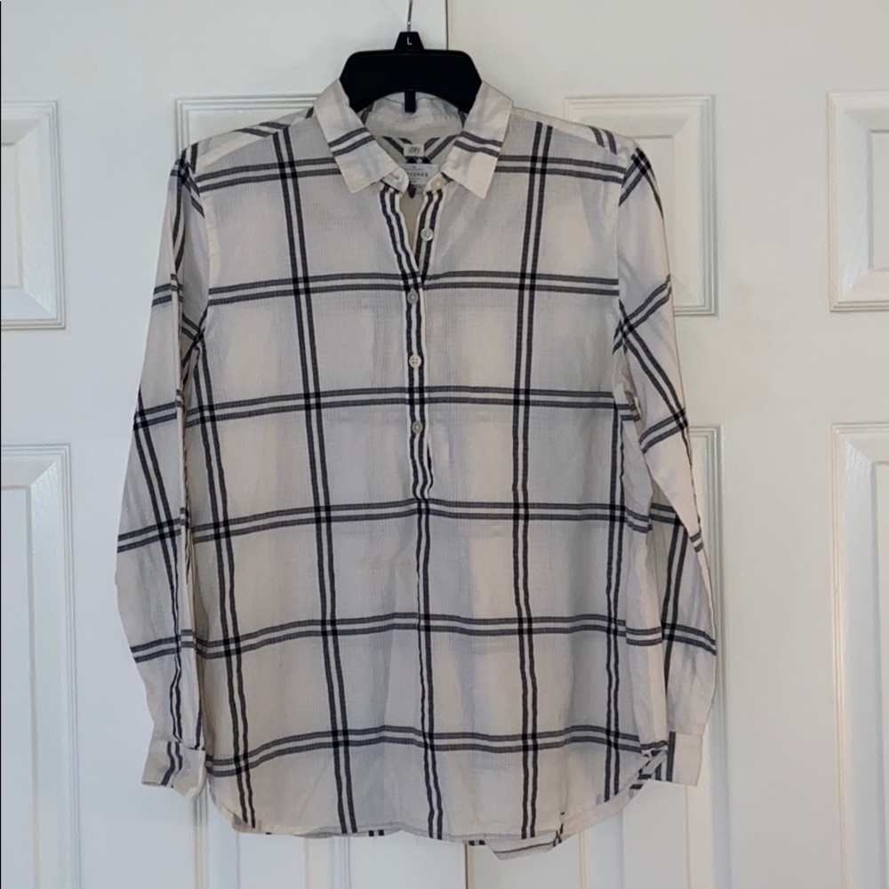 Loft - Like new! Plaid Button down blouse